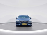 Minituur van Opel Insignia Sports Tourer 1.6 CDTI ET Innovation 2018 | L-360-ND