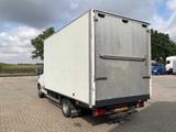 Minituur van Iveco Daily 40C12 375 Paardenwagen klein rijbewijs