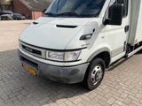 Minituur van Iveco Daily 40C12 375 Paardenwagen klein rijbewijs