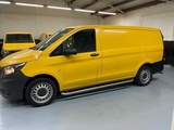 Minituur van Mercedes-benz eVito Bedrijfswagen (VHF-87-N)