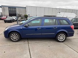 Minituur van Opel Astra Wagon 1.6 Essentia Airco 73-RJ-PN