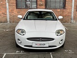 Minituur van Jaguar XK Coupe 4.2 V8 300pk 2006 Youngtimer (53.000 km)