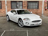 Minituur van Jaguar XK Coupe 4.2 V8 300pk 2006 Youngtimer (53.000 km)