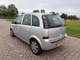 Minituur van Opel Meriva 1.4 16V Temptation, 75-GHD-8