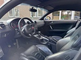 Minituur van Audi TT 2.0 TFSI, X-741-RN