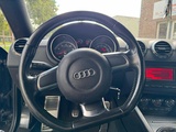 Minituur van Audi TT 2.0 TFSI, X-741-RN
