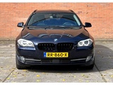 Minituur van BMW 530xd Touring High Executive, Automaat, RR-860-X