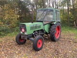Minituur van Fendt 135S Farmer 102S Turbomatik Tweewielaangedreven landbouwtractor