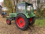Minituur van Fendt 135S Farmer 102S Turbomatik Tweewielaangedreven landbouwtractor