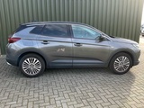 Minituur van 2018 Opel Grandland X 1.2 Turbo Bns Exec. Personenauto