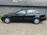 Miniaturansicht von Mercedes-Benz - C-Klasse - 200 CDI Classic - PKW - 2004