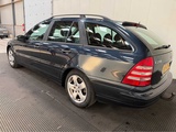 Minituur van Mercedes-benz - C-klasse Combi - Personenauto - 2004