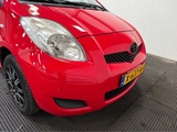 Minituur van Toyota - Daihatsu - Charade - Personenauto - 2011