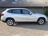 Minituur van BMW - X1 - sDrive18d Executive - Car - 2011
