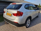Minituur van BMW - X1 - sDrive18d Executive - Car - 2011