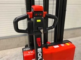 Thumbnail of EP - 2025 - ESL 3.6 meter - Stacker