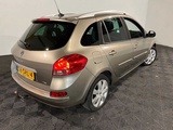 Minituur van Renault Clio Estate 1.2 TCE Night & Day, 06-SRL-4