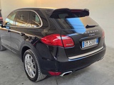 Miniaturansicht von PORSCHE - CAYENNE - Luxus-Sport-SUV -