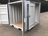 Miniaturansicht von 2024 - GMPU - 2024 - 7ft - Lagercontainer mit Seitentür und Fenster