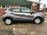 Miniaturansicht von 2013 - Renault - Captur - 0.9 TCe Authentique - Auto