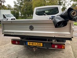 Miniaturansicht von 2017 - Volkswagen - Transporter - 2.0 TDI L2H1 DC 4MCo - PKW