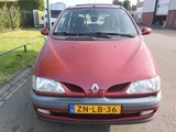 Miniaturansicht von Renault - 1999 - Mégane Scénic - 2.0 RT Automatik - ZN-LB-36