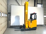 Minituur van Jungheinrich ETV 325 Reach truck, triplex, free-lift