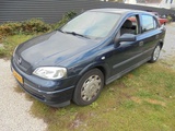Miniaturansicht von Opel - 2002 - Astra - 1.6-16V Edition - 75-JN-FD