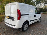 Minituur van 2018 - Fiat - Doblò Cargo - Personenauto
