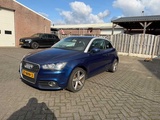Miniaturansicht von Audi - 2010 - A1 - 1.6 TDI Amb. PL. - 27-NHN3