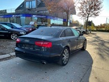 Minituur van 2012 Audi A6 Limousine hybrid Personenauto