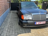 Minituur van 1992 Mercedes-Benz 500 E W124.036 Oldtimer