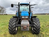 Minituur van 1999 New Holland TS115 Vierwielaangedreven landbouwtractor