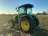 Minituur van 2017 John Deere 4049R landbouwtractor
