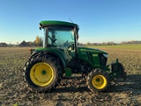 Minituur van 2017 John Deere 4049R landbouwtractor