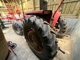 Minituur van 1986 Massey-Ferguson 355 4WD landbouwtractor