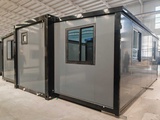 Minituur van 2025 Rhino Houses 36,5 m2  Zwart 2 slaapkamers, badkamer en keuken Mobiele woonunit / Tiny house