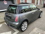 Minituur van 2003 Mini Cooper S Personenauto