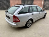 Miniaturansicht von 2005 Mercedes-Benz C200CDI Personenwagen