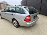 Miniaturansicht von 2005 Mercedes-Benz C200CDI Personenwagen