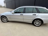 Miniaturansicht von 2005 Mercedes-Benz C200CDI Personenwagen