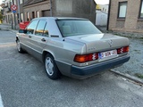 Miniaturansicht von Mercedes-Benz 190 E Oldtimer