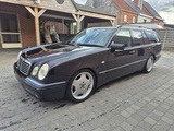 Miniaturansicht von 1997 Mercedes-Benz E55 AMG V8 Oldtimer