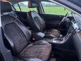 Miniaturansicht von Volkswagen - Passat - 3.2 V6 Highline 4M - PKW - 2006