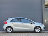 Miniaturansicht von Kia - 2012 - Rio - 1.2 CVVT - 5-XSL-13