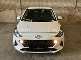 Miniaturansicht von Hyundai i10 1.0 Baujahr: 2019