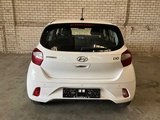Miniaturansicht von Hyundai i10 1.0 Baujahr: 2019