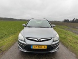 Miniaturansicht von Hyundai - i30 CW - 1.4i i-Motion Bns. - 57-SHL-4 - 2011