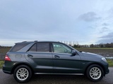 Minituur van Mercedes-Benz - M-Klasse - 350 BlueTEC - 23-TLX-5 - 2012