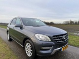 Minituur van Mercedes-Benz - M-Klasse - 350 BlueTEC - 23-TLX-5 - 2012